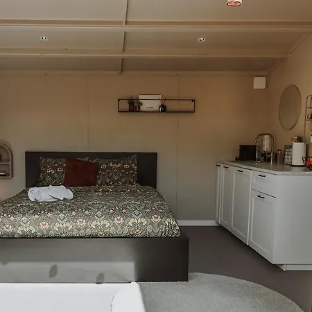 Badhuisje Aan Zee Op Tatil Evi