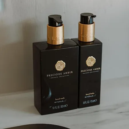 Badhuisje Aan Zee Op *